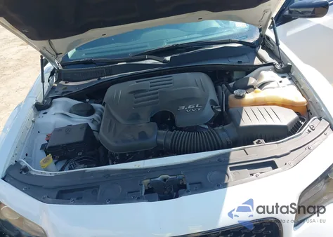 2020 Chrysler 300 Touring from USA, damaged, VIN 2C3CCAAG6LH137471